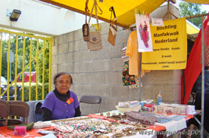 Manfakwak studiefonds West Papua bij de Pasar Istimewa 1